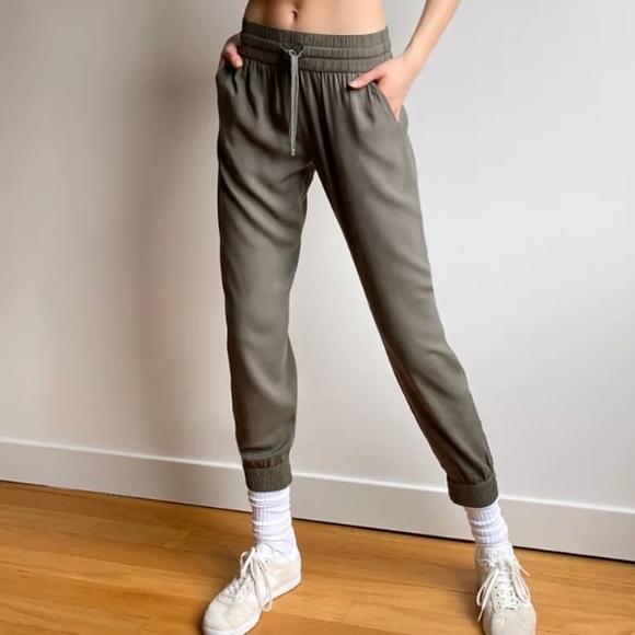 Aritzia Sunday Best Grenville Pant - Picture 5 of 8